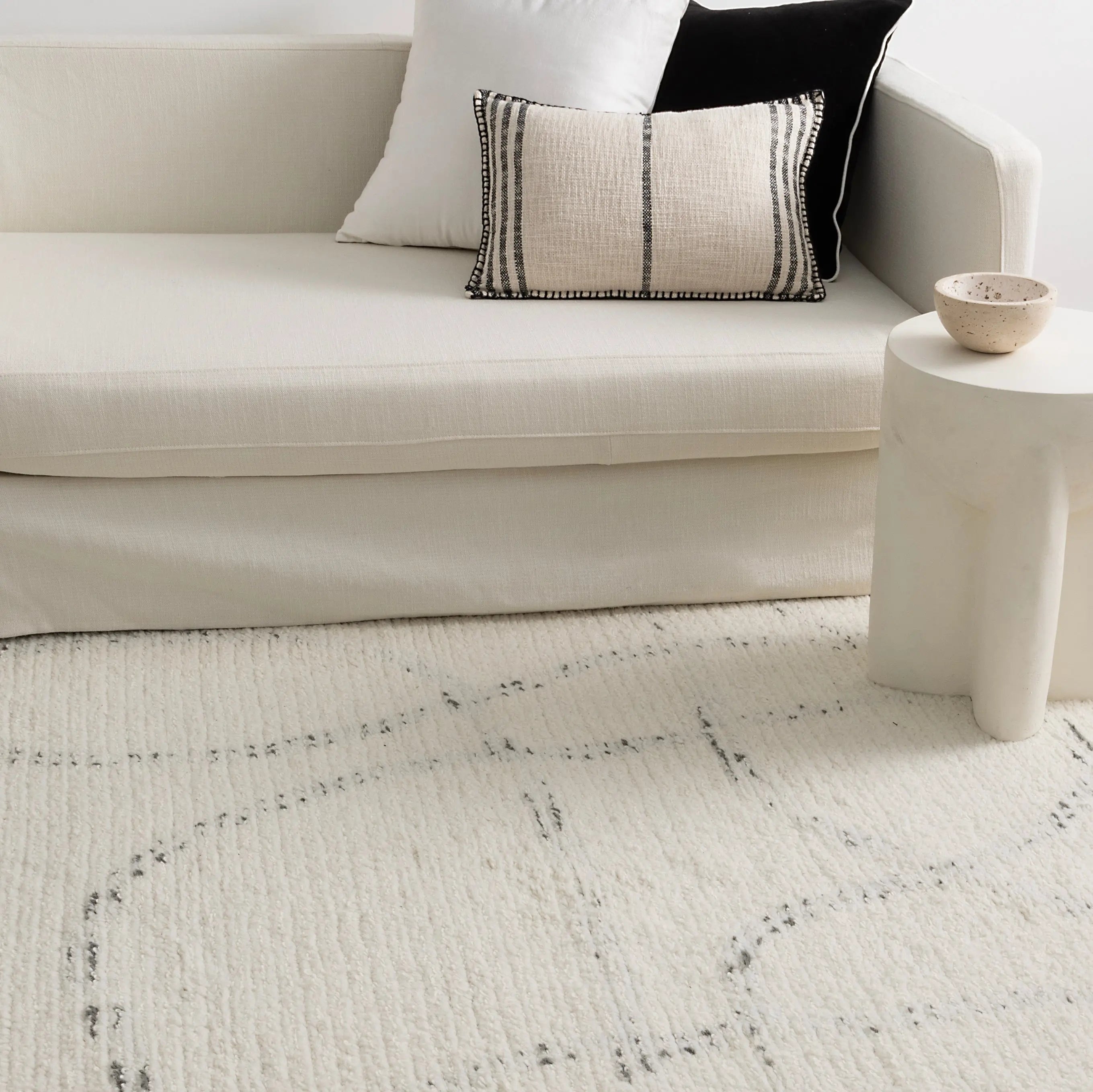 Kiah Ivory Grey Wool Rug