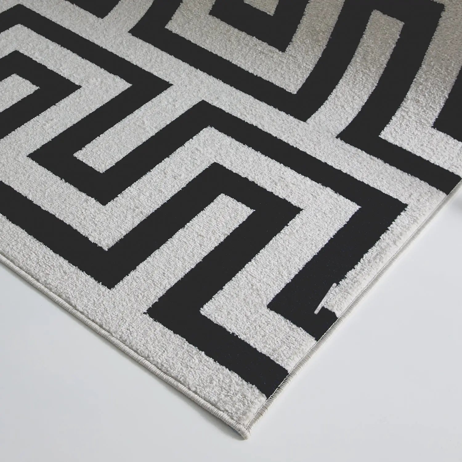 Huxley Black White Floor Rug - Area Rug - Rugs a Million